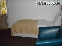 [P12] Cheia - Hotel Royal , patul mic si un fotoliu » foto by Diaura*
 - 
<span class="allrVoted glyphicon glyphicon-heart hidden" id="av124868"></span>
<a class="m-l-10 hidden" id="sv124868" onclick="voting_Foto_DelVot(,124868,1917)" role="button">șterge vot <span class="glyphicon glyphicon-remove"></span></a>
<a id="v9124868" class=" c-red"  onclick="voting_Foto_SetVot(124868)" role="button"><span class="glyphicon glyphicon-heart-empty"></span> <b>LIKE</b> = Votează poza</a> <img class="hidden"  id="f124868W9" src="/imagini/loader.gif" border="0" /><span class="AjErrMes hidden" id="e124868ErM"></span>