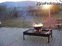 [P10] Si 'pomana porcului'! » foto by raluca1301
 - 
<span class="allrVoted glyphicon glyphicon-heart hidden" id="av274847"></span>
<a class="m-l-10 hidden" id="sv274847" onclick="voting_Foto_DelVot(,274847,2367)" role="button">șterge vot <span class="glyphicon glyphicon-remove"></span></a>
<a id="v9274847" class=" c-red"  onclick="voting_Foto_SetVot(274847)" role="button"><span class="glyphicon glyphicon-heart-empty"></span> <b>LIKE</b> = Votează poza</a> <img class="hidden"  id="f274847W9" src="/imagini/loader.gif" border="0" /><span class="AjErrMes hidden" id="e274847ErM"></span>