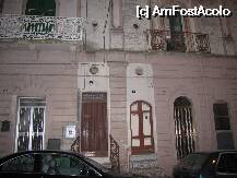 [P10] Pe o straduta o aglomerare de intari, se vad numerele de la case si usile de intrare, dar unde locuiesc oamenii astia ? Conform numerelor sunt patru locuinte. » foto by ghidioneanu
 - 
<span class="allrVoted glyphicon glyphicon-heart hidden" id="av9456"></span>
<a class="m-l-10 hidden" id="sv9456" onclick="voting_Foto_DelVot(,9456,2704)" role="button">șterge vot <span class="glyphicon glyphicon-remove"></span></a>
<a id="v99456" class=" c-red"  onclick="voting_Foto_SetVot(9456)" role="button"><span class="glyphicon glyphicon-heart-empty"></span> <b>LIKE</b> = Votează poza</a> <img class="hidden"  id="f9456W9" src="/imagini/loader.gif" border="0" /><span class="AjErrMes hidden" id="e9456ErM"></span>