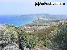 [P26] Coasta de est, vedere panoramica inspre sudul insulei » foto by camelia
 - 
<span class="allrVoted glyphicon glyphicon-heart hidden" id="av16914"></span>
<a class="m-l-10 hidden" id="sv16914" onclick="voting_Foto_DelVot(,16914,3297)" role="button">șterge vot <span class="glyphicon glyphicon-remove"></span></a>
<a id="v916914" class=" c-red"  onclick="voting_Foto_SetVot(16914)" role="button"><span class="glyphicon glyphicon-heart-empty"></span> <b>LIKE</b> = Votează poza</a> <img class="hidden"  id="f16914W9" src="/imagini/loader.gif" border="0" /><span class="AjErrMes hidden" id="e16914ErM"></span>