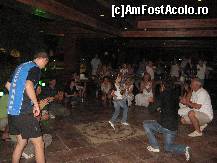 [P02] O seara minunata de dans si o fetita care a antrenat tot publicul la buna dispozitie! » foto by Andreea T
 - 
<span class="allrVoted glyphicon glyphicon-heart hidden" id="av95506"></span>
<a class="m-l-10 hidden" id="sv95506" onclick="voting_Foto_DelVot(,95506,3301)" role="button">șterge vot <span class="glyphicon glyphicon-remove"></span></a>
<a id="v995506" class=" c-red"  onclick="voting_Foto_SetVot(95506)" role="button"><span class="glyphicon glyphicon-heart-empty"></span> <b>LIKE</b> = Votează poza</a> <img class="hidden"  id="f95506W9" src="/imagini/loader.gif" border="0" /><span class="AjErrMes hidden" id="e95506ErM"></span>