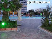 [P01] Gradina hotelului Grand Temizel » foto by ancacristescu08
 - 
<span class="allrVoted glyphicon glyphicon-heart hidden" id="av17428"></span>
<a class="m-l-10 hidden" id="sv17428" onclick="voting_Foto_DelVot(,17428,3301)" role="button">șterge vot <span class="glyphicon glyphicon-remove"></span></a>
<a id="v917428" class=" c-red"  onclick="voting_Foto_SetVot(17428)" role="button"><span class="glyphicon glyphicon-heart-empty"></span> <b>LIKE</b> = Votează poza</a> <img class="hidden"  id="f17428W9" src="/imagini/loader.gif" border="0" /><span class="AjErrMes hidden" id="e17428ErM"></span>