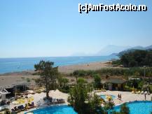 [P05] Vedere de pe balcon-toate camerele au vedere la mare. » foto by kiki
 - 
<span class="allrVoted glyphicon glyphicon-heart hidden" id="av19534"></span>
<a class="m-l-10 hidden" id="sv19534" onclick="voting_Foto_DelVot(,19534,3442)" role="button">șterge vot <span class="glyphicon glyphicon-remove"></span></a>
<a id="v919534" class=" c-red"  onclick="voting_Foto_SetVot(19534)" role="button"><span class="glyphicon glyphicon-heart-empty"></span> <b>LIKE</b> = Votează poza</a> <img class="hidden"  id="f19534W9" src="/imagini/loader.gif" border="0" /><span class="AjErrMes hidden" id="e19534ErM"></span>