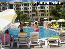 [P06] Piscina ! » foto by kiki
 - 
<span class="allrVoted glyphicon glyphicon-heart hidden" id="av19535"></span>
<a class="m-l-10 hidden" id="sv19535" onclick="voting_Foto_DelVot(,19535,3442)" role="button">șterge vot <span class="glyphicon glyphicon-remove"></span></a>
<a id="v919535" class=" c-red"  onclick="voting_Foto_SetVot(19535)" role="button"><span class="glyphicon glyphicon-heart-empty"></span> <b>LIKE</b> = Votează poza</a> <img class="hidden"  id="f19535W9" src="/imagini/loader.gif" border="0" /><span class="AjErrMes hidden" id="e19535ErM"></span>