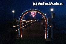 [P14] seara, bar pe ponton cu muzica live » foto by calingolea
 - 
<span class="allrVoted glyphicon glyphicon-heart hidden" id="av10628"></span>
<a class="m-l-10 hidden" id="sv10628" onclick="voting_Foto_DelVot(,10628,1)" role="button">șterge vot <span class="glyphicon glyphicon-remove"></span></a>
<a id="v910628" class=" c-red"  onclick="voting_Foto_SetVot(10628)" role="button"><span class="glyphicon glyphicon-heart-empty"></span> <b>LIKE</b> = Votează poza</a> <img class="hidden"  id="f10628W9" src="/imagini/loader.gif" border="0" /><span class="AjErrMes hidden" id="e10628ErM"></span>