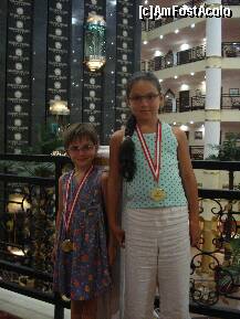 [P20] Doua surioare bucuroase, felicitate in urma concursurilor sportive. » foto by lucsim
 - 
<span class="allrVoted glyphicon glyphicon-heart hidden" id="av281746"></span>
<a class="m-l-10 hidden" id="sv281746" onclick="voting_Foto_DelVot(,281746,1)" role="button">șterge vot <span class="glyphicon glyphicon-remove"></span></a>
<a id="v9281746" class=" c-red"  onclick="voting_Foto_SetVot(281746)" role="button"><span class="glyphicon glyphicon-heart-empty"></span> <b>LIKE</b> = Votează poza</a> <img class="hidden"  id="f281746W9" src="/imagini/loader.gif" border="0" /><span class="AjErrMes hidden" id="e281746ErM"></span>