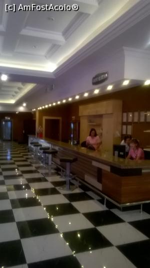 [P33] Guest relations » foto by calincheita
 - 
<span class="allrVoted glyphicon glyphicon-heart hidden" id="av766939"></span>
<a class="m-l-10 hidden" id="sv766939" onclick="voting_Foto_DelVot(,766939,1)" role="button">șterge vot <span class="glyphicon glyphicon-remove"></span></a>
<a id="v9766939" class=" c-red"  onclick="voting_Foto_SetVot(766939)" role="button"><span class="glyphicon glyphicon-heart-empty"></span> <b>LIKE</b> = Votează poza</a> <img class="hidden"  id="f766939W9" src="/imagini/loader.gif" border="0" /><span class="AjErrMes hidden" id="e766939ErM"></span>