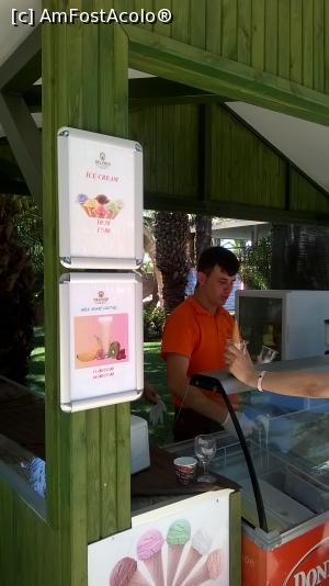 [P64] Ice cream » foto by calincheita
 - 
<span class="allrVoted glyphicon glyphicon-heart hidden" id="av766987"></span>
<a class="m-l-10 hidden" id="sv766987" onclick="voting_Foto_DelVot(,766987,1)" role="button">șterge vot <span class="glyphicon glyphicon-remove"></span></a>
<a id="v9766987" class=" c-red"  onclick="voting_Foto_SetVot(766987)" role="button"><span class="glyphicon glyphicon-heart-empty"></span> <b>LIKE</b> = Votează poza</a> <img class="hidden"  id="f766987W9" src="/imagini/loader.gif" border="0" /><span class="AjErrMes hidden" id="e766987ErM"></span>