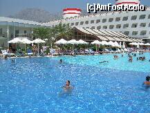 [P02] piscina principala » foto by ghedragos
 - 
<span class="allrVoted glyphicon glyphicon-heart hidden" id="av186260"></span>
<a class="m-l-10 hidden" id="sv186260" onclick="voting_Foto_DelVot(,186260,117)" role="button">șterge vot <span class="glyphicon glyphicon-remove"></span></a>
<a id="v9186260" class=" c-red"  onclick="voting_Foto_SetVot(186260)" role="button"><span class="glyphicon glyphicon-heart-empty"></span> <b>LIKE</b> = Votează poza</a> <img class="hidden"  id="f186260W9" src="/imagini/loader.gif" border="0" /><span class="AjErrMes hidden" id="e186260ErM"></span>