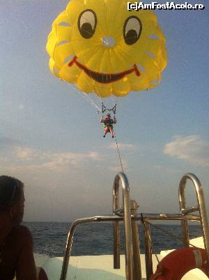 [P03] PARASAILING-SUPERR » foto by inoa2
 - 
<span class="allrVoted glyphicon glyphicon-heart hidden" id="av655912"></span>
<a class="m-l-10 hidden" id="sv655912" onclick="voting_Foto_DelVot(,655912,120)" role="button">șterge vot <span class="glyphicon glyphicon-remove"></span></a>
<a id="v9655912" class=" c-red"  onclick="voting_Foto_SetVot(655912)" role="button"><span class="glyphicon glyphicon-heart-empty"></span> <b>LIKE</b> = Votează poza</a> <img class="hidden"  id="f655912W9" src="/imagini/loader.gif" border="0" /><span class="AjErrMes hidden" id="e655912ErM"></span>