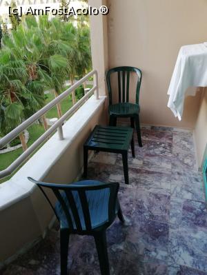[P04] Balconul camerei » foto by c_marika22
 - 
<span class="allrVoted glyphicon glyphicon-heart hidden" id="av975895"></span>
<a class="m-l-10 hidden" id="sv975895" onclick="voting_Foto_DelVot(,975895,120)" role="button">șterge vot <span class="glyphicon glyphicon-remove"></span></a>
<a id="v9975895" class=" c-red"  onclick="voting_Foto_SetVot(975895)" role="button"><span class="glyphicon glyphicon-heart-empty"></span> <b>LIKE</b> = Votează poza</a> <img class="hidden"  id="f975895W9" src="/imagini/loader.gif" border="0" /><span class="AjErrMes hidden" id="e975895ErM"></span>