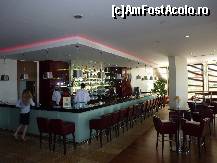 [P45] Lounge Bar - barul de la receptie » foto by comisar
 - 
<span class="allrVoted glyphicon glyphicon-heart hidden" id="av99716"></span>
<a class="m-l-10 hidden" id="sv99716" onclick="voting_Foto_DelVot(,99716,170)" role="button">șterge vot <span class="glyphicon glyphicon-remove"></span></a>
<a id="v999716" class=" c-red"  onclick="voting_Foto_SetVot(99716)" role="button"><span class="glyphicon glyphicon-heart-empty"></span> <b>LIKE</b> = Votează poza</a> <img class="hidden"  id="f99716W9" src="/imagini/loader.gif" border="0" /><span class="AjErrMes hidden" id="e99716ErM"></span>
