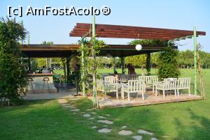 [P16] linga piscina cu topogane, barul cu priveliste la spatiul verde, relaxant.  » foto by usalex
 - 
<span class="allrVoted glyphicon glyphicon-heart hidden" id="av896042"></span>
<a class="m-l-10 hidden" id="sv896042" onclick="voting_Foto_DelVot(,896042,170)" role="button">șterge vot <span class="glyphicon glyphicon-remove"></span></a>
<a id="v9896042" class=" c-red"  onclick="voting_Foto_SetVot(896042)" role="button"><span class="glyphicon glyphicon-heart-empty"></span> <b>LIKE</b> = Votează poza</a> <img class="hidden"  id="f896042W9" src="/imagini/loader.gif" border="0" /><span class="AjErrMes hidden" id="e896042ErM"></span>