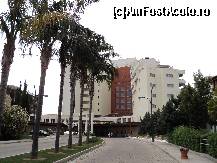 [P01] Intrarea principala in hotel » foto by TORA INGRID
 - 
<span class="allrVoted glyphicon glyphicon-heart hidden" id="av198723"></span>
<a class="m-l-10 hidden" id="sv198723" onclick="voting_Foto_DelVot(,198723,170)" role="button">șterge vot <span class="glyphicon glyphicon-remove"></span></a>
<a id="v9198723" class=" c-red"  onclick="voting_Foto_SetVot(198723)" role="button"><span class="glyphicon glyphicon-heart-empty"></span> <b>LIKE</b> = Votează poza</a> <img class="hidden"  id="f198723W9" src="/imagini/loader.gif" border="0" /><span class="AjErrMes hidden" id="e198723ErM"></span>
