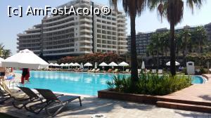 [P05] Una dintre cele 3 piscine alaturate hotelului » foto by niki
 - 
<span class="allrVoted glyphicon glyphicon-heart hidden" id="av977920"></span>
<a class="m-l-10 hidden" id="sv977920" onclick="voting_Foto_DelVot(,977920,170)" role="button">șterge vot <span class="glyphicon glyphicon-remove"></span></a>
<a id="v9977920" class=" c-red"  onclick="voting_Foto_SetVot(977920)" role="button"><span class="glyphicon glyphicon-heart-empty"></span> <b>LIKE</b> = Votează poza</a> <img class="hidden"  id="f977920W9" src="/imagini/loader.gif" border="0" /><span class="AjErrMes hidden" id="e977920ErM"></span>