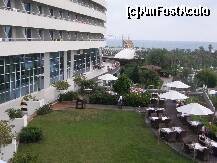 [P35] vedere din balcon spre restaurantul Da Vinci - bucatarie italieneasca » foto by CCRRIISSYY
 - 
<span class="allrVoted glyphicon glyphicon-heart hidden" id="av258995"></span>
<a class="m-l-10 hidden" id="sv258995" onclick="voting_Foto_DelVot(,258995,171)" role="button">șterge vot <span class="glyphicon glyphicon-remove"></span></a>
<a id="v9258995" class=" c-red"  onclick="voting_Foto_SetVot(258995)" role="button"><span class="glyphicon glyphicon-heart-empty"></span> <b>LIKE</b> = Votează poza</a> <img class="hidden"  id="f258995W9" src="/imagini/loader.gif" border="0" /><span class="AjErrMes hidden" id="e258995ErM"></span>