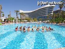 [P60] Aquagym la piscina principala » foto by CCRRIISSYY
 - 
<span class="allrVoted glyphicon glyphicon-heart hidden" id="av259034"></span>
<a class="m-l-10 hidden" id="sv259034" onclick="voting_Foto_DelVot(,259034,171)" role="button">șterge vot <span class="glyphicon glyphicon-remove"></span></a>
<a id="v9259034" class=" c-red"  onclick="voting_Foto_SetVot(259034)" role="button"><span class="glyphicon glyphicon-heart-empty"></span> <b>LIKE</b> = Votează poza</a> <img class="hidden"  id="f259034W9" src="/imagini/loader.gif" border="0" /><span class="AjErrMes hidden" id="e259034ErM"></span>