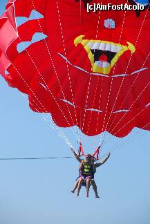 [P83] parasailing in tandem » foto by CCRRIISSYY
 - 
<span class="allrVoted glyphicon glyphicon-heart hidden" id="av259101"></span>
<a class="m-l-10 hidden" id="sv259101" onclick="voting_Foto_DelVot(,259101,171)" role="button">șterge vot <span class="glyphicon glyphicon-remove"></span></a>
<a id="v9259101" class=" c-red"  onclick="voting_Foto_SetVot(259101)" role="button"><span class="glyphicon glyphicon-heart-empty"></span> <b>LIKE</b> = Votează poza</a> <img class="hidden"  id="f259101W9" src="/imagini/loader.gif" border="0" /><span class="AjErrMes hidden" id="e259101ErM"></span>