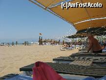 [P13] sesloange inghesuite la plaja...dar totusi goale si la ora 10 pt ca lumea prefera piscinele avand in vedere cat de departe este apa marii » foto by gioko
 - 
<span class="allrVoted glyphicon glyphicon-heart hidden" id="av254072"></span>
<a class="m-l-10 hidden" id="sv254072" onclick="voting_Foto_DelVot(,254072,171)" role="button">șterge vot <span class="glyphicon glyphicon-remove"></span></a>
<a id="v9254072" class=" c-red"  onclick="voting_Foto_SetVot(254072)" role="button"><span class="glyphicon glyphicon-heart-empty"></span> <b>LIKE</b> = Votează poza</a> <img class="hidden"  id="f254072W9" src="/imagini/loader.gif" border="0" /><span class="AjErrMes hidden" id="e254072ErM"></span>