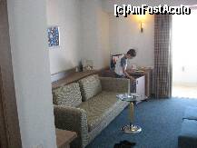 [P03] camera land view din alta pozitie, in care apare si mini barul + tv » foto by gioko
 - 
<span class="allrVoted glyphicon glyphicon-heart hidden" id="av254062"></span>
<a class="m-l-10 hidden" id="sv254062" onclick="voting_Foto_DelVot(,254062,171)" role="button">șterge vot <span class="glyphicon glyphicon-remove"></span></a>
<a id="v9254062" class=" c-red"  onclick="voting_Foto_SetVot(254062)" role="button"><span class="glyphicon glyphicon-heart-empty"></span> <b>LIKE</b> = Votează poza</a> <img class="hidden"  id="f254062W9" src="/imagini/loader.gif" border="0" /><span class="AjErrMes hidden" id="e254062ErM"></span>