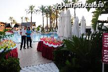 [P33] primire la Gala Night » foto by kristalina
 - 
<span class="allrVoted glyphicon glyphicon-heart hidden" id="av215288"></span>
<a class="m-l-10 hidden" id="sv215288" onclick="voting_Foto_DelVot(,215288,177)" role="button">șterge vot <span class="glyphicon glyphicon-remove"></span></a>
<a id="v9215288" class=" c-red"  onclick="voting_Foto_SetVot(215288)" role="button"><span class="glyphicon glyphicon-heart-empty"></span> <b>LIKE</b> = Votează poza</a> <img class="hidden"  id="f215288W9" src="/imagini/loader.gif" border="0" /><span class="AjErrMes hidden" id="e215288ErM"></span>
