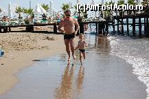 [P13] sport... de fapt, barul din spate cu bere e mai interesant » foto by mihailtoma
 - 
<span class="allrVoted glyphicon glyphicon-heart hidden" id="av17504"></span>
<a class="m-l-10 hidden" id="sv17504" onclick="voting_Foto_DelVot(,17504,177)" role="button">șterge vot <span class="glyphicon glyphicon-remove"></span></a>
<a id="v917504" class=" c-red"  onclick="voting_Foto_SetVot(17504)" role="button"><span class="glyphicon glyphicon-heart-empty"></span> <b>LIKE</b> = Votează poza</a> <img class="hidden"  id="f17504W9" src="/imagini/loader.gif" border="0" /><span class="AjErrMes hidden" id="e17504ErM"></span>