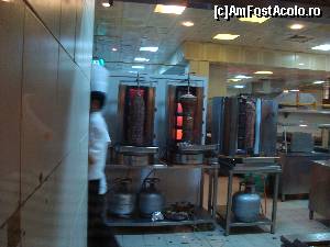 [P14] kebab la restaurantul principal din pui si vita totul la farfurie cu cartofi si maioneza dupa cum poftete fiecare.  » foto by manuta_1969
 - 
<span class="allrVoted glyphicon glyphicon-heart hidden" id="av581697"></span>
<a class="m-l-10 hidden" id="sv581697" onclick="voting_Foto_DelVot(,581697,203)" role="button">șterge vot <span class="glyphicon glyphicon-remove"></span></a>
<a id="v9581697" class=" c-red"  onclick="voting_Foto_SetVot(581697)" role="button"><span class="glyphicon glyphicon-heart-empty"></span> <b>LIKE</b> = Votează poza</a> <img class="hidden"  id="f581697W9" src="/imagini/loader.gif" border="0" /><span class="AjErrMes hidden" id="e581697ErM"></span>