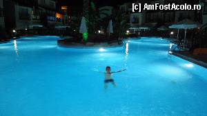 [P05] Primul hotel din Turcia unde am facut baie noaptea in piscina » foto by raducondulimazi
 - 
<span class="allrVoted glyphicon glyphicon-heart hidden" id="av395471"></span>
<a class="m-l-10 hidden" id="sv395471" onclick="voting_Foto_DelVot(,395471,203)" role="button">șterge vot <span class="glyphicon glyphicon-remove"></span></a>
<a id="v9395471" class=" c-red"  onclick="voting_Foto_SetVot(395471)" role="button"><span class="glyphicon glyphicon-heart-empty"></span> <b>LIKE</b> = Votează poza</a> <img class="hidden"  id="f395471W9" src="/imagini/loader.gif" border="0" /><span class="AjErrMes hidden" id="e395471ErM"></span>