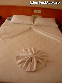 [P07] In hotel » foto by Ioana_Ioana
 - 
<span class="allrVoted glyphicon glyphicon-heart hidden" id="av230085"></span>
<a class="m-l-10 hidden" id="sv230085" onclick="voting_Foto_DelVot(,230085,217)" role="button">șterge vot <span class="glyphicon glyphicon-remove"></span></a>
<a id="v9230085" class=" c-red"  onclick="voting_Foto_SetVot(230085)" role="button"><span class="glyphicon glyphicon-heart-empty"></span> <b>LIKE</b> = Votează poza</a> <img class="hidden"  id="f230085W9" src="/imagini/loader.gif" border="0" /><span class="AjErrMes hidden" id="e230085ErM"></span>