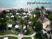 [P35] HE - gradina si plaja, vazute de pe hotel, in dreapta se vede amfiteatrul si barul de la gradina. » foto by Horia
 - 
<span class="allrVoted glyphicon glyphicon-heart hidden" id="av140444"></span>
<a class="m-l-10 hidden" id="sv140444" onclick="voting_Foto_DelVot(,140444,217)" role="button">șterge vot <span class="glyphicon glyphicon-remove"></span></a>
<a id="v9140444" class=" c-red"  onclick="voting_Foto_SetVot(140444)" role="button"><span class="glyphicon glyphicon-heart-empty"></span> <b>LIKE</b> = Votează poza</a> <img class="hidden"  id="f140444W9" src="/imagini/loader.gif" border="0" /><span class="AjErrMes hidden" id="e140444ErM"></span>