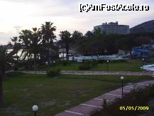 [P05] dreapta piscinele (se vad toboganele) stanga marea... » foto by sbacau
 - 
<span class="allrVoted glyphicon glyphicon-heart hidden" id="av43717"></span>
<a class="m-l-10 hidden" id="sv43717" onclick="voting_Foto_DelVot(,43717,218)" role="button">șterge vot <span class="glyphicon glyphicon-remove"></span></a>
<a id="v943717" class=" c-red"  onclick="voting_Foto_SetVot(43717)" role="button"><span class="glyphicon glyphicon-heart-empty"></span> <b>LIKE</b> = Votează poza</a> <img class="hidden"  id="f43717W9" src="/imagini/loader.gif" border="0" /><span class="AjErrMes hidden" id="e43717ErM"></span>