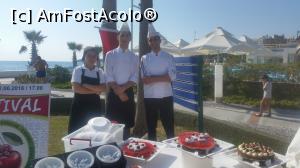 [P07] Foarte amabili, surazatori si harnici!  » foto by ROMY
 - 
<span class="allrVoted glyphicon glyphicon-heart hidden" id="av978614"></span>
<a class="m-l-10 hidden" id="sv978614" onclick="voting_Foto_DelVot(,978614,218)" role="button">șterge vot <span class="glyphicon glyphicon-remove"></span></a>
<a id="v9978614" class=" c-red"  onclick="voting_Foto_SetVot(978614)" role="button"><span class="glyphicon glyphicon-heart-empty"></span> <b>LIKE</b> = Votează poza</a> <img class="hidden"  id="f978614W9" src="/imagini/loader.gif" border="0" /><span class="AjErrMes hidden" id="e978614ErM"></span>