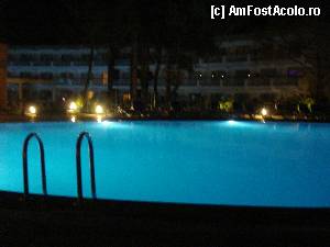 [P82] piscina seara » foto by adryana
 - 
<span class="allrVoted glyphicon glyphicon-heart hidden" id="av370958"></span>
<a class="m-l-10 hidden" id="sv370958" onclick="voting_Foto_DelVot(,370958,218)" role="button">șterge vot <span class="glyphicon glyphicon-remove"></span></a>
<a id="v9370958" class=" c-red"  onclick="voting_Foto_SetVot(370958)" role="button"><span class="glyphicon glyphicon-heart-empty"></span> <b>LIKE</b> = Votează poza</a> <img class="hidden"  id="f370958W9" src="/imagini/loader.gif" border="0" /><span class="AjErrMes hidden" id="e370958ErM"></span>