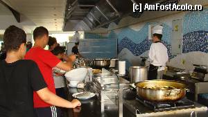 [P74] E drept, cam stai la coada, dar se merita!  » foto by kelyboy
 - 
<span class="allrVoted glyphicon glyphicon-heart hidden" id="av393266"></span>
<a class="m-l-10 hidden" id="sv393266" onclick="voting_Foto_DelVot(,393266,218)" role="button">șterge vot <span class="glyphicon glyphicon-remove"></span></a>
<a id="v9393266" class=" c-red"  onclick="voting_Foto_SetVot(393266)" role="button"><span class="glyphicon glyphicon-heart-empty"></span> <b>LIKE</b> = Votează poza</a> <img class="hidden"  id="f393266W9" src="/imagini/loader.gif" border="0" /><span class="AjErrMes hidden" id="e393266ErM"></span>