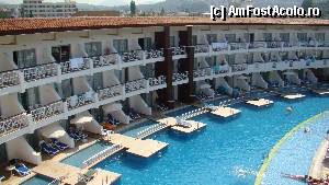 [P83] Portiunea de langa balcoane, pana la pontoane, are apa foarte mica » foto by kelyboy
 - 
<span class="allrVoted glyphicon glyphicon-heart hidden" id="av393299"></span>
<a class="m-l-10 hidden" id="sv393299" onclick="voting_Foto_DelVot(,393299,218)" role="button">șterge vot <span class="glyphicon glyphicon-remove"></span></a>
<a id="v9393299" class=" c-red"  onclick="voting_Foto_SetVot(393299)" role="button"><span class="glyphicon glyphicon-heart-empty"></span> <b>LIKE</b> = Votează poza</a> <img class="hidden"  id="f393299W9" src="/imagini/loader.gif" border="0" /><span class="AjErrMes hidden" id="e393299ErM"></span>