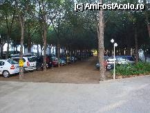 [P10] padurea de pini la intrarea in hotel. este foarte curat locul, iti protejeaza f bine masina de soare, si o poti spala gratis de cate ori vrei tu pe parcursul sejurului. » foto by crivel
 - 
<span class="allrVoted glyphicon glyphicon-heart hidden" id="av48735"></span>
<a class="m-l-10 hidden" id="sv48735" onclick="voting_Foto_DelVot(,48735,219)" role="button">șterge vot <span class="glyphicon glyphicon-remove"></span></a>
<a id="v948735" class=" c-red"  onclick="voting_Foto_SetVot(48735)" role="button"><span class="glyphicon glyphicon-heart-empty"></span> <b>LIKE</b> = Votează poza</a> <img class="hidden"  id="f48735W9" src="/imagini/loader.gif" border="0" /><span class="AjErrMes hidden" id="e48735ErM"></span>