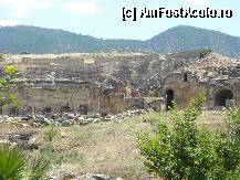 [P36] Amfiteatrul din Hieripolis, Orasul antic construit pe platoul de la Pamukale. » foto by Gromm
 - 
<span class="allrVoted glyphicon glyphicon-heart hidden" id="av298758"></span>
<a class="m-l-10 hidden" id="sv298758" onclick="voting_Foto_DelVot(,298758,220)" role="button">șterge vot <span class="glyphicon glyphicon-remove"></span></a>
<a id="v9298758" class=" c-red"  onclick="voting_Foto_SetVot(298758)" role="button"><span class="glyphicon glyphicon-heart-empty"></span> <b>LIKE</b> = Votează poza</a> <img class="hidden"  id="f298758W9" src="/imagini/loader.gif" border="0" /><span class="AjErrMes hidden" id="e298758ErM"></span>