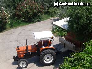 [P19] tractorasul salvator » foto by marocanu21
 - 
<span class="allrVoted glyphicon glyphicon-heart hidden" id="av398275"></span>
<a class="m-l-10 hidden" id="sv398275" onclick="voting_Foto_DelVot(,398275,224)" role="button">șterge vot <span class="glyphicon glyphicon-remove"></span></a>
<a id="v9398275" class=" c-red"  onclick="voting_Foto_SetVot(398275)" role="button"><span class="glyphicon glyphicon-heart-empty"></span> <b>LIKE</b> = Votează poza</a> <img class="hidden"  id="f398275W9" src="/imagini/loader.gif" border="0" /><span class="AjErrMes hidden" id="e398275ErM"></span>