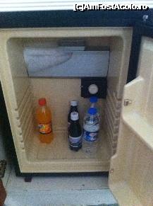 [P02] minibar full...intr-un hotel de 5 stele , cu sejur ultra all inclusive ...pt refill trebuia sa suni la receptie sau mureai de sete.. » foto by ziggy1978*
 - 
<span class="allrVoted glyphicon glyphicon-heart hidden" id="av330139"></span>
<a class="m-l-10 hidden" id="sv330139" onclick="voting_Foto_DelVot(,330139,224)" role="button">șterge vot <span class="glyphicon glyphicon-remove"></span></a>
<a id="v9330139" class=" c-red"  onclick="voting_Foto_SetVot(330139)" role="button"><span class="glyphicon glyphicon-heart-empty"></span> <b>LIKE</b> = Votează poza</a> <img class="hidden"  id="f330139W9" src="/imagini/loader.gif" border="0" /><span class="AjErrMes hidden" id="e330139ErM"></span>