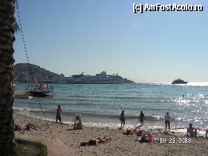 [P25] aceeasi locatie, plaja de langa portul kusadasi » foto by I00I
 - 
<span class="allrVoted glyphicon glyphicon-heart hidden" id="av344643"></span>
<a class="m-l-10 hidden" id="sv344643" onclick="voting_Foto_DelVot(,344643,224)" role="button">șterge vot <span class="glyphicon glyphicon-remove"></span></a>
<a id="v9344643" class=" c-red"  onclick="voting_Foto_SetVot(344643)" role="button"><span class="glyphicon glyphicon-heart-empty"></span> <b>LIKE</b> = Votează poza</a> <img class="hidden"  id="f344643W9" src="/imagini/loader.gif" border="0" /><span class="AjErrMes hidden" id="e344643ErM"></span>