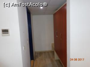 [P05] holul, in stanga baia in dreapta dulapul » foto by nrs †
 - 
<span class="allrVoted glyphicon glyphicon-heart hidden" id="av904244"></span>
<a class="m-l-10 hidden" id="sv904244" onclick="voting_Foto_DelVot(,904244,224)" role="button">șterge vot <span class="glyphicon glyphicon-remove"></span></a>
<a id="v9904244" class=" c-red"  onclick="voting_Foto_SetVot(904244)" role="button"><span class="glyphicon glyphicon-heart-empty"></span> <b>LIKE</b> = Votează poza</a> <img class="hidden"  id="f904244W9" src="/imagini/loader.gif" border="0" /><span class="AjErrMes hidden" id="e904244ErM"></span>