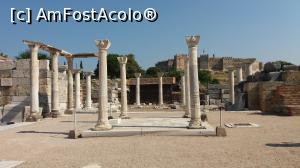 [P16] mormantul Sf. Apostol Ioan, flancat de coloane » foto by elenaadina
 - 
<span class="allrVoted glyphicon glyphicon-heart hidden" id="av988265"></span>
<a class="m-l-10 hidden" id="sv988265" onclick="voting_Foto_DelVot(,988265,224)" role="button">șterge vot <span class="glyphicon glyphicon-remove"></span></a>
<a id="v9988265" class=" c-red"  onclick="voting_Foto_SetVot(988265)" role="button"><span class="glyphicon glyphicon-heart-empty"></span> <b>LIKE</b> = Votează poza</a> <img class="hidden"  id="f988265W9" src="/imagini/loader.gif" border="0" /><span class="AjErrMes hidden" id="e988265ErM"></span>