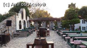 [P06] Casa vinului » foto by elenaadina
 - 
<span class="allrVoted glyphicon glyphicon-heart hidden" id="av988255"></span>
<a class="m-l-10 hidden" id="sv988255" onclick="voting_Foto_DelVot(,988255,224)" role="button">șterge vot <span class="glyphicon glyphicon-remove"></span></a>
<a id="v9988255" class=" c-red"  onclick="voting_Foto_SetVot(988255)" role="button"><span class="glyphicon glyphicon-heart-empty"></span> <b>LIKE</b> = Votează poza</a> <img class="hidden"  id="f988255W9" src="/imagini/loader.gif" border="0" /><span class="AjErrMes hidden" id="e988255ErM"></span>