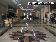 [P04] hol receptie » foto by gcorneille*
 - 
<span class="allrVoted glyphicon glyphicon-heart hidden" id="av36041"></span>
<a class="m-l-10 hidden" id="sv36041" onclick="voting_Foto_DelVot(,36041,226)" role="button">șterge vot <span class="glyphicon glyphicon-remove"></span></a>
<a id="v936041" class=" c-red"  onclick="voting_Foto_SetVot(36041)" role="button"><span class="glyphicon glyphicon-heart-empty"></span> <b>LIKE</b> = Votează poza</a> <img class="hidden"  id="f36041W9" src="/imagini/loader.gif" border="0" /><span class="AjErrMes hidden" id="e36041ErM"></span>