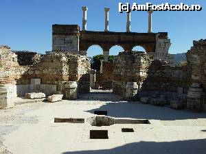 [P49] Selcuk-Biserica Sfintul Ioan - baptiseriul » foto by mango2000
 - 
<span class="allrVoted glyphicon glyphicon-heart hidden" id="av361867"></span>
<a class="m-l-10 hidden" id="sv361867" onclick="voting_Foto_DelVot(,361867,226)" role="button">șterge vot <span class="glyphicon glyphicon-remove"></span></a>
<a id="v9361867" class=" c-red"  onclick="voting_Foto_SetVot(361867)" role="button"><span class="glyphicon glyphicon-heart-empty"></span> <b>LIKE</b> = Votează poza</a> <img class="hidden"  id="f361867W9" src="/imagini/loader.gif" border="0" /><span class="AjErrMes hidden" id="e361867ErM"></span>