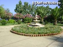 [P17] Hotel Surmeli Efes - o fantana arteziana, palmieri si leandri in gradina hotelului » foto by biancuta
 - 
<span class="allrVoted glyphicon glyphicon-heart hidden" id="av89034"></span>
<a class="m-l-10 hidden" id="sv89034" onclick="voting_Foto_DelVot(,89034,226)" role="button">șterge vot <span class="glyphicon glyphicon-remove"></span></a>
<a id="v989034" class=" c-red"  onclick="voting_Foto_SetVot(89034)" role="button"><span class="glyphicon glyphicon-heart-empty"></span> <b>LIKE</b> = Votează poza</a> <img class="hidden"  id="f89034W9" src="/imagini/loader.gif" border="0" /><span class="AjErrMes hidden" id="e89034ErM"></span>