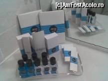 [P06] Hotel Surmeli Efes - sampon, sapun, casca de baie, piaptan la baie » foto by biancuta
 - 
<span class="allrVoted glyphicon glyphicon-heart hidden" id="av89023"></span>
<a class="m-l-10 hidden" id="sv89023" onclick="voting_Foto_DelVot(,89023,226)" role="button">șterge vot <span class="glyphicon glyphicon-remove"></span></a>
<a id="v989023" class=" c-red"  onclick="voting_Foto_SetVot(89023)" role="button"><span class="glyphicon glyphicon-heart-empty"></span> <b>LIKE</b> = Votează poza</a> <img class="hidden"  id="f89023W9" src="/imagini/loader.gif" border="0" /><span class="AjErrMes hidden" id="e89023ErM"></span>