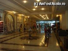 [P03] Receptie » foto by anda_b*
 - 
<span class="allrVoted glyphicon glyphicon-heart hidden" id="av16992"></span>
<a class="m-l-10 hidden" id="sv16992" onclick="voting_Foto_DelVot(,16992,226)" role="button">șterge vot <span class="glyphicon glyphicon-remove"></span></a>
<a id="v916992" class=" c-red"  onclick="voting_Foto_SetVot(16992)" role="button"><span class="glyphicon glyphicon-heart-empty"></span> <b>LIKE</b> = Votează poza</a> <img class="hidden"  id="f16992W9" src="/imagini/loader.gif" border="0" /><span class="AjErrMes hidden" id="e16992ErM"></span>