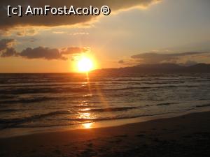 [P06] Apus de soare.  » foto by viviv
 - 
<span class="allrVoted glyphicon glyphicon-heart hidden" id="av953563"></span>
<a class="m-l-10 hidden" id="sv953563" onclick="voting_Foto_DelVot(,953563,226)" role="button">șterge vot <span class="glyphicon glyphicon-remove"></span></a>
<a id="v9953563" class=" c-red"  onclick="voting_Foto_SetVot(953563)" role="button"><span class="glyphicon glyphicon-heart-empty"></span> <b>LIKE</b> = Votează poza</a> <img class="hidden"  id="f953563W9" src="/imagini/loader.gif" border="0" /><span class="AjErrMes hidden" id="e953563ErM"></span>