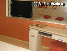 [P18] o parte din camera » foto by Delphinash
 - 
<span class="allrVoted glyphicon glyphicon-heart hidden" id="av10076"></span>
<a class="m-l-10 hidden" id="sv10076" onclick="voting_Foto_DelVot(,10076,266)" role="button">șterge vot <span class="glyphicon glyphicon-remove"></span></a>
<a id="v910076" class=" c-red"  onclick="voting_Foto_SetVot(10076)" role="button"><span class="glyphicon glyphicon-heart-empty"></span> <b>LIKE</b> = Votează poza</a> <img class="hidden"  id="f10076W9" src="/imagini/loader.gif" border="0" /><span class="AjErrMes hidden" id="e10076ErM"></span>